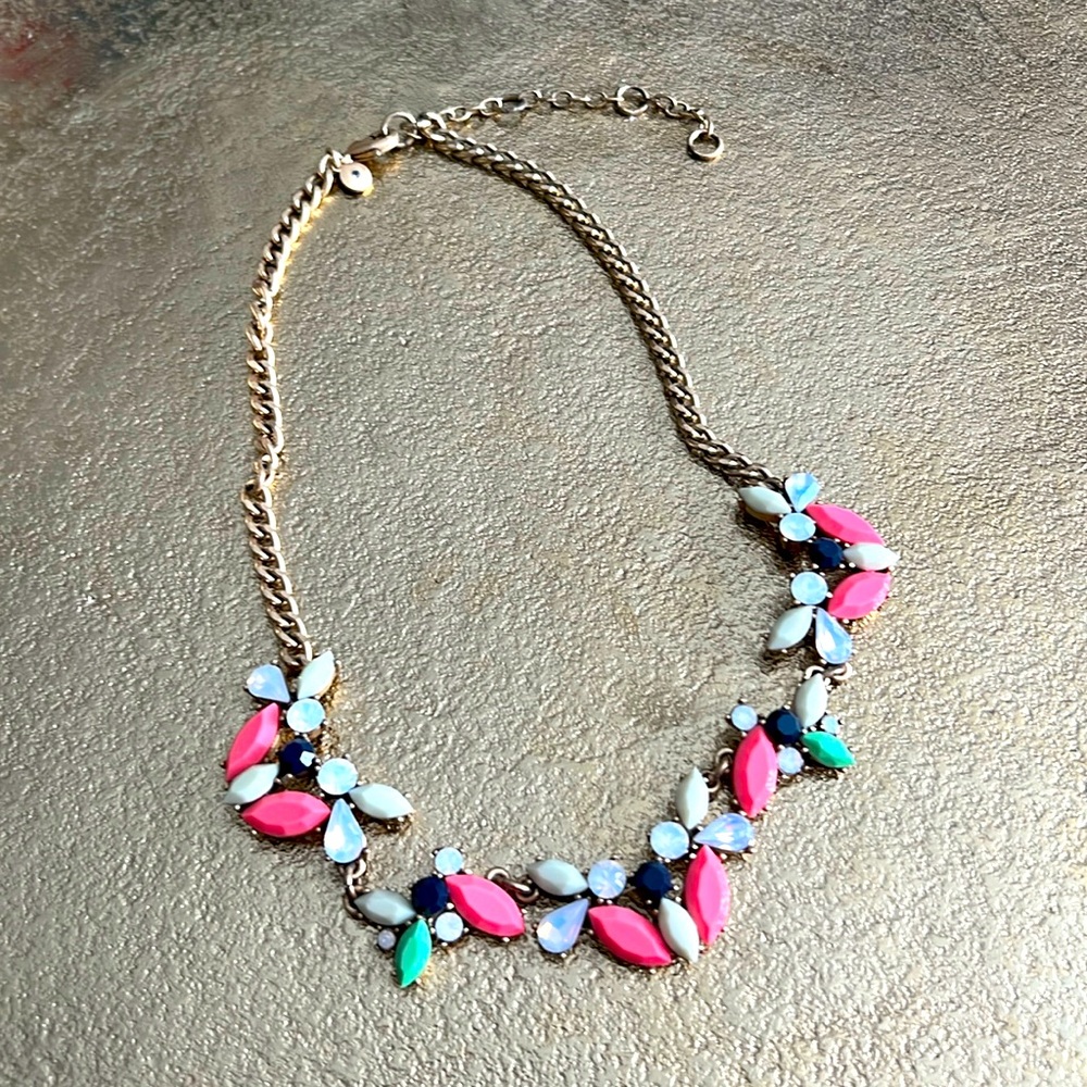 Statement necklace